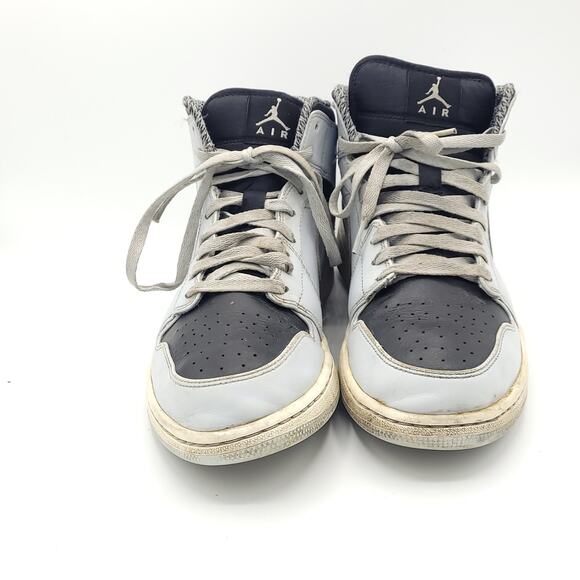 Nike Air Jordan Wolf Grey Metallic Silver Gray 554724-032 Men\'s size 11.5